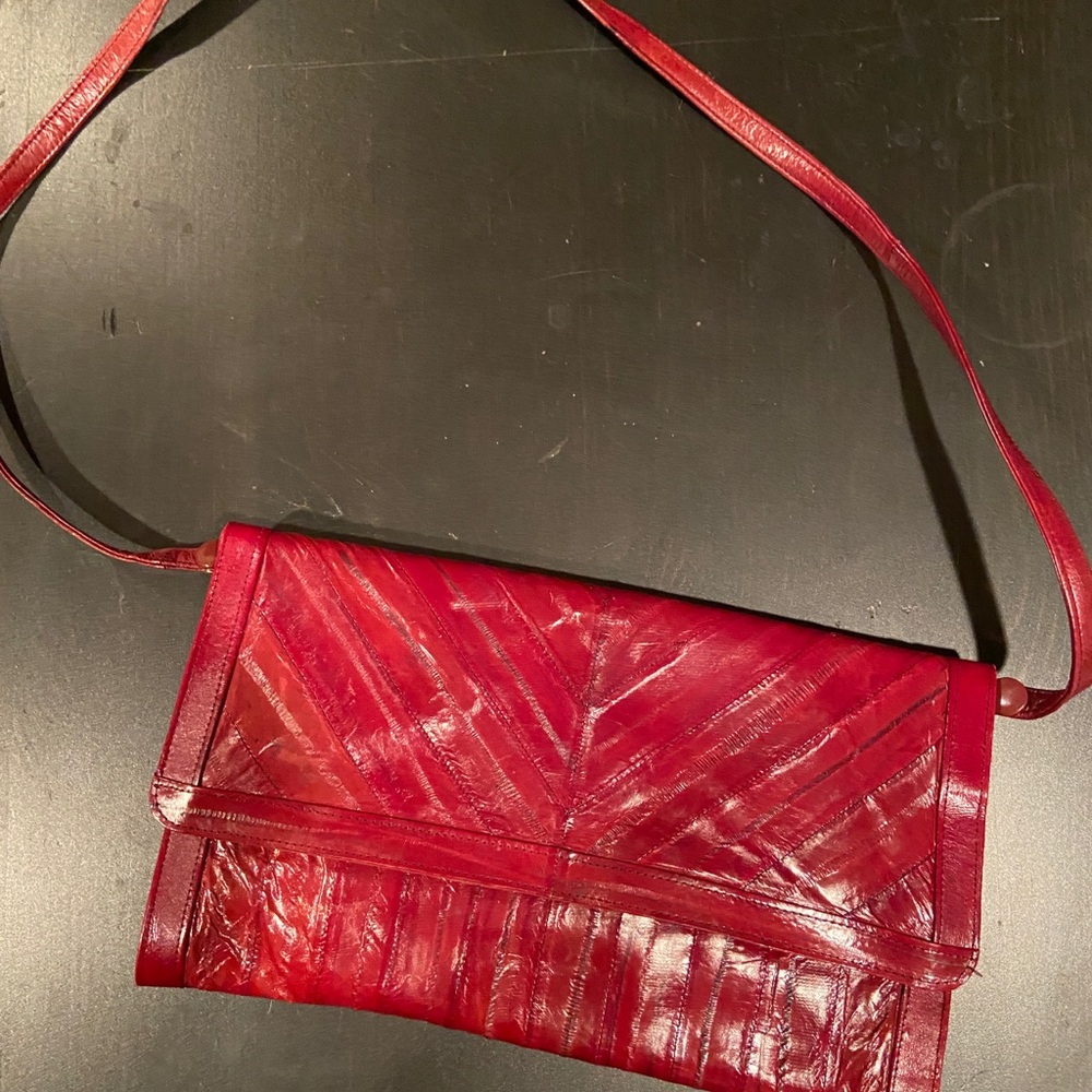 Vintage 70’s-80’s real snake skin purse burgundy color